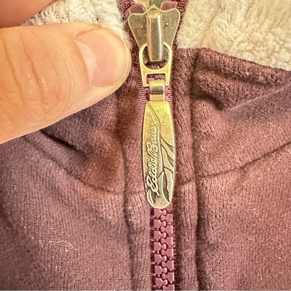 Eddie Bauer 100% cotton fleece lined purple vest warm cozy full zip side pockets - Picture 3 of 7